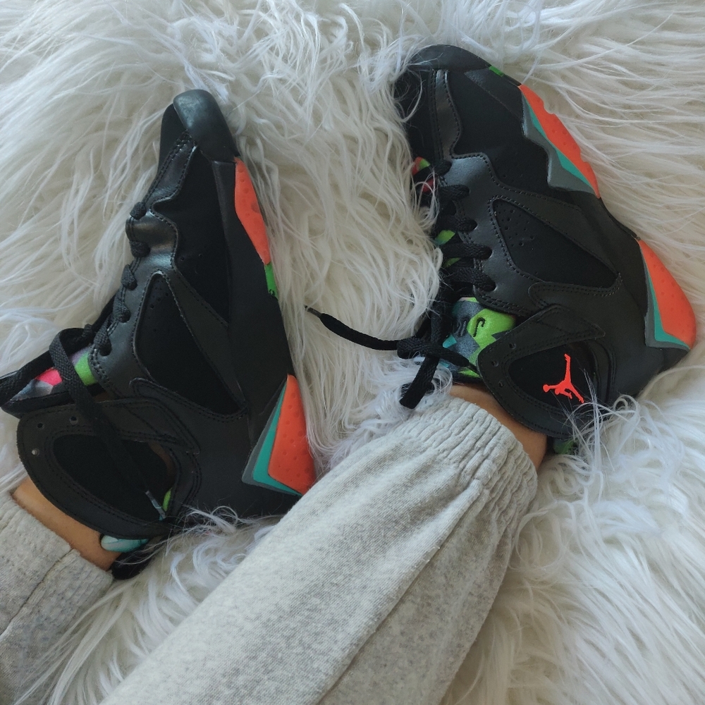 JORDAN BARCELONA NIGHTS (Y.4)
